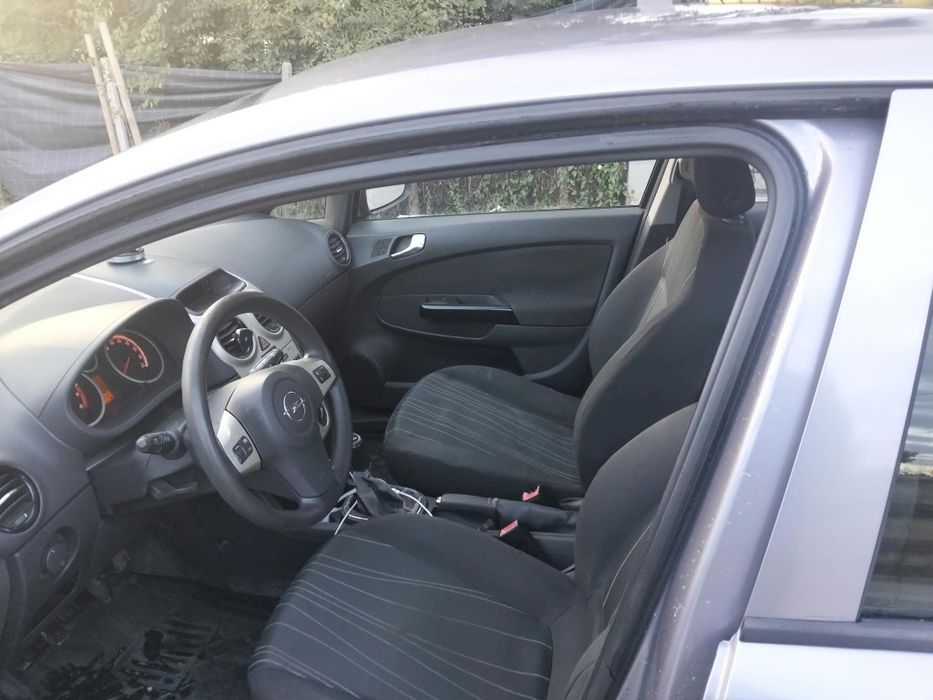 Opel CORSA 1.2 benzina