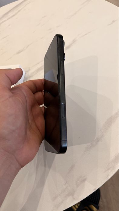 Apple IPhone 16 Pro Max Гаранционен