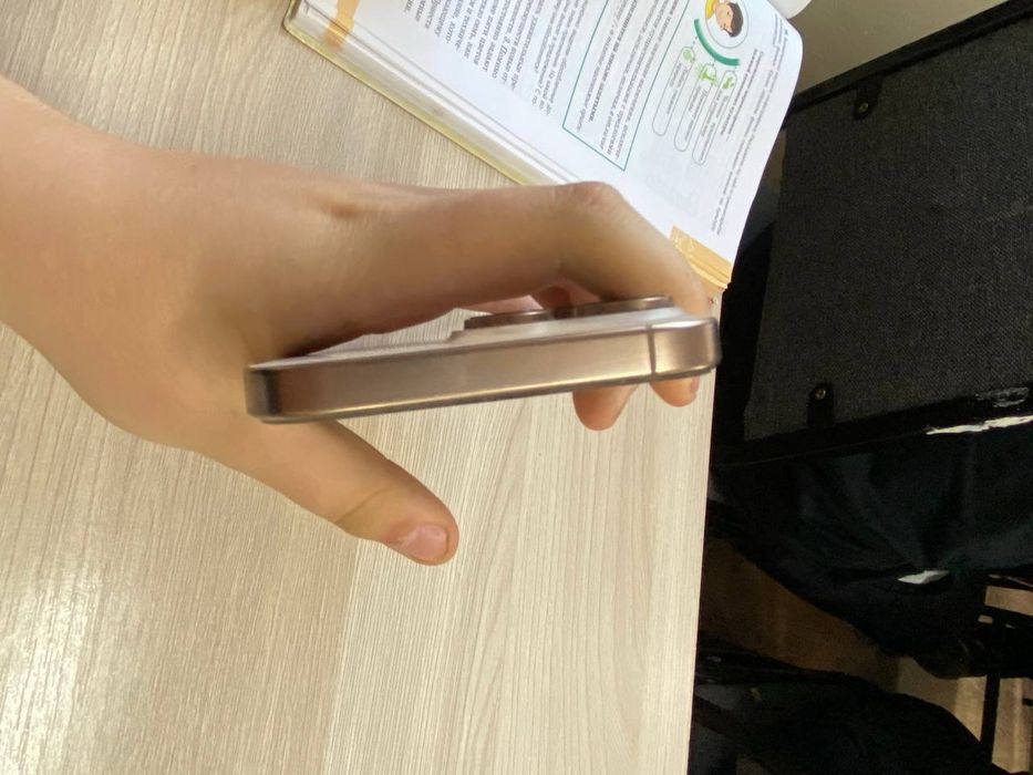 iPhone 16 pro max ( идеальное состояние)