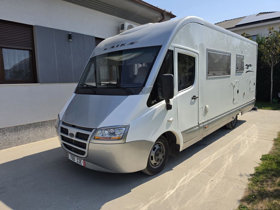 Autorulota Laika Rexosline 721, autocaravana iveco daily 35c18