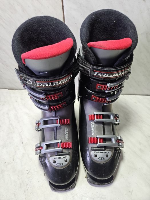 Clapari ski schi  Dalbello  mondo 27  corespunde mărimii 42