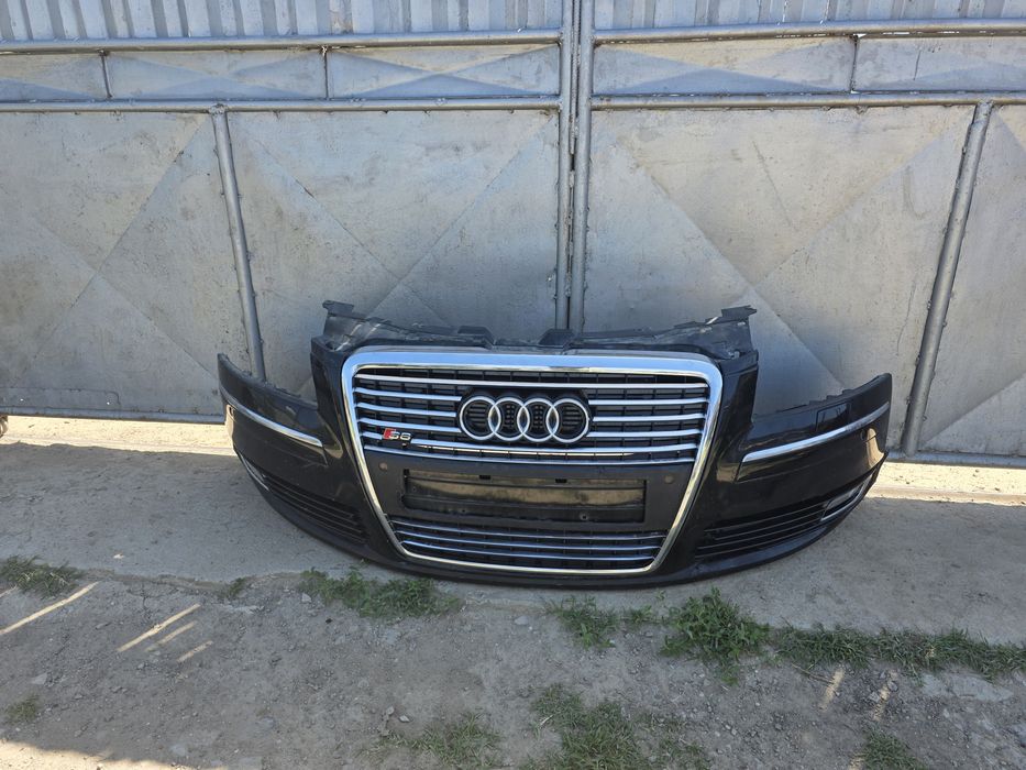 Bara fata audi A8 2008