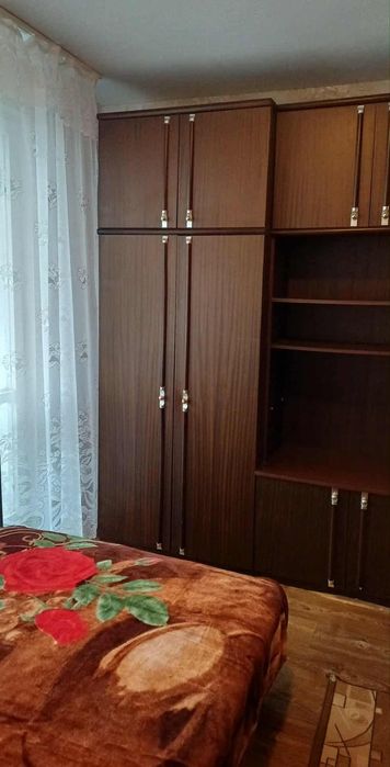 Дава се под наем Тристаен апартамент в Русе, Широк център - 100 кв.м за 306 € - Снимка #2