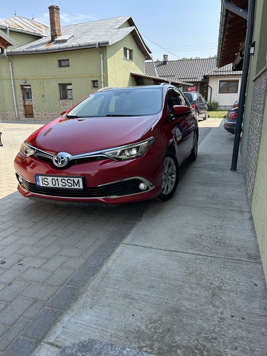 Toyota Auris 1.8 Hybrid