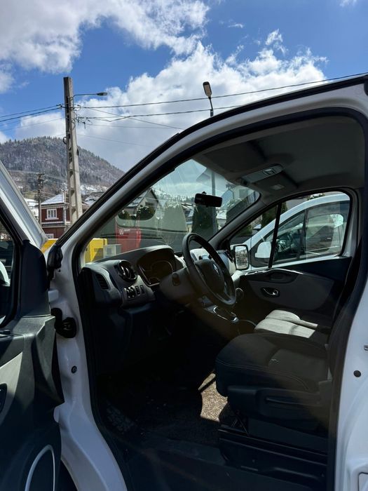 Renault Trafic 8+1 Large 2018