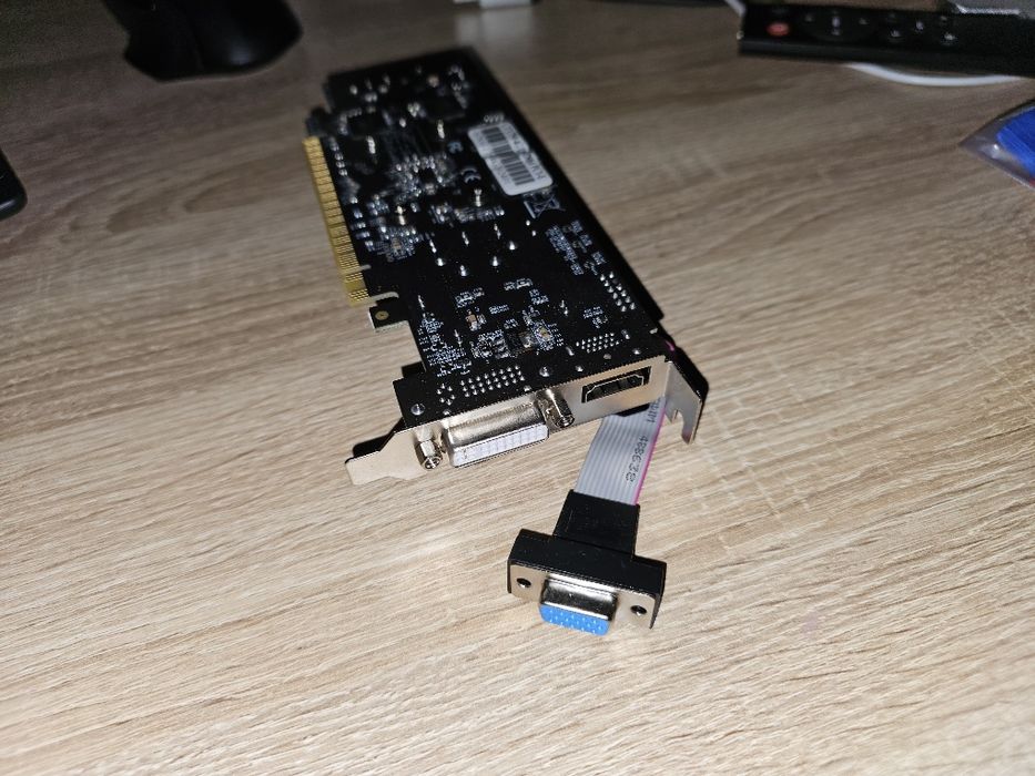 Vand placa video GeForce GTX 750 4GB DDR5 128Bit LOW PROFILE