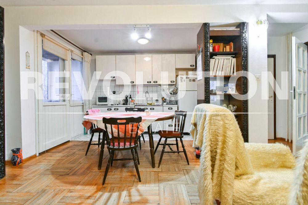 Дава се под наем Двустаен апартамент в София, Бояна - 72 кв.м за 548.25 € - Снимка #2