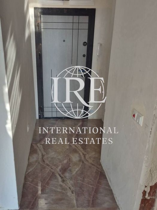 Продава се Тристаен апартамент в Варна, Владислав Варненчик - 85 кв.м за 1050 €/кв.м - Снимка #2