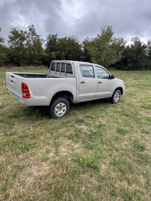 TOYOTA Hilux 2010 — imagine 3