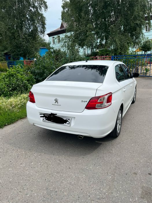 Продам  Пежо 301