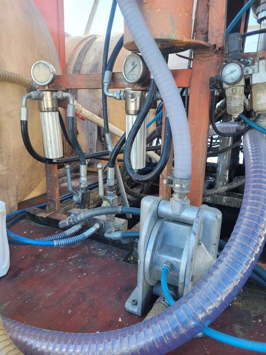 машина дорожной разметки