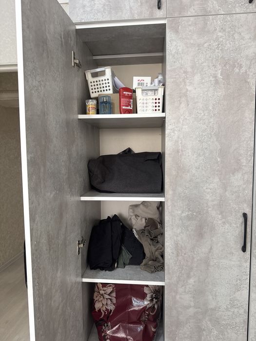 Шкаф для одежды, удобный маленкий