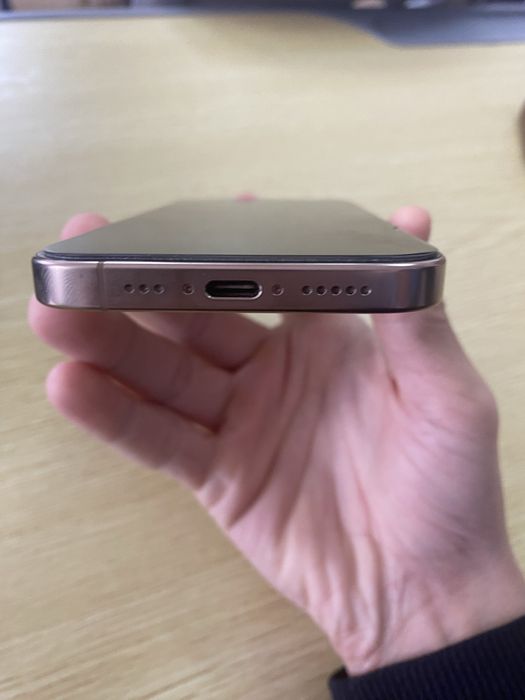 Прадаю 16 про 256гб