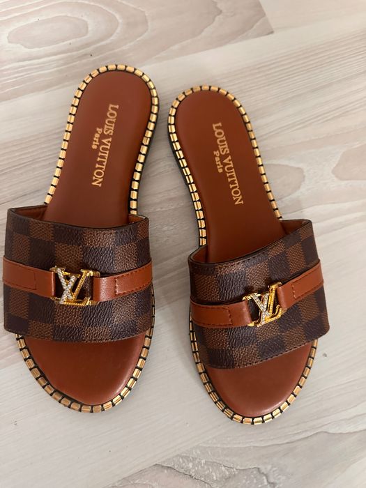 Slapi maro(imitatie Louis Vuitton)