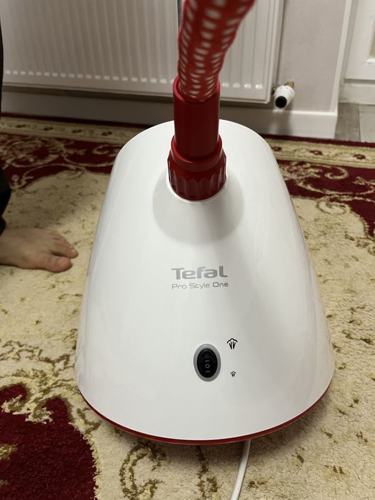 Продам паровой утюг Tefal