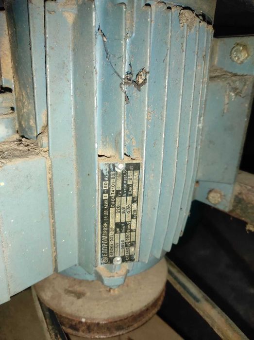 Дърводелска фреза малко използвана 5800 оборота