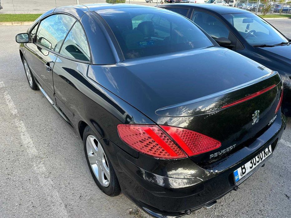 Автомобил Peugeot 307 CC