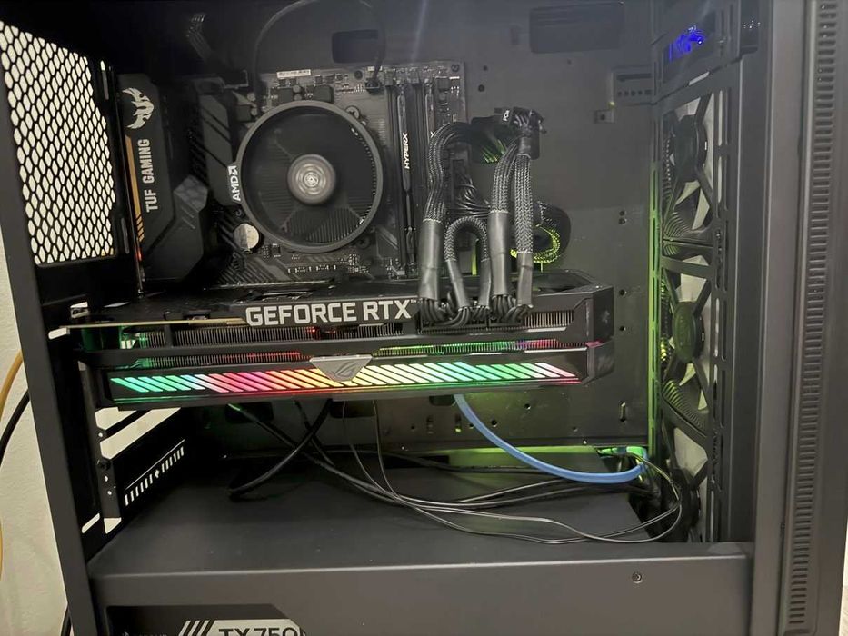 Геймърски настолен компютър, RTX 3070 Ti, Ryzen 5, 16(32)Gb DDR4, 750W