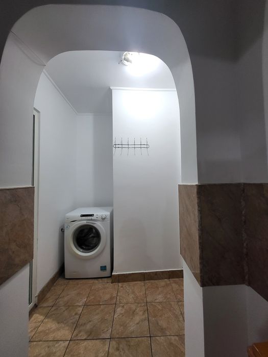 Garsoniera  de închiriat