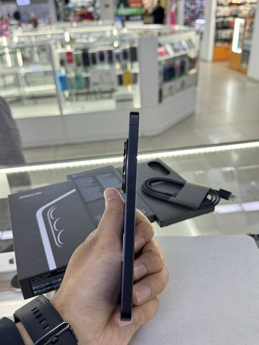 Samsung S26 256gb