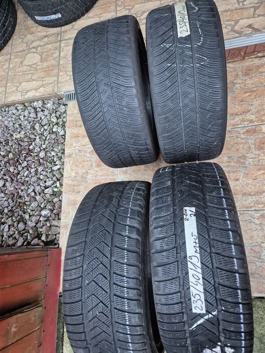 Vând cauciucuri 235/40/19 M+S 2și2 imp Germania
