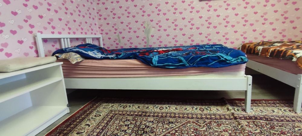 кровати, с матрасом, б/у