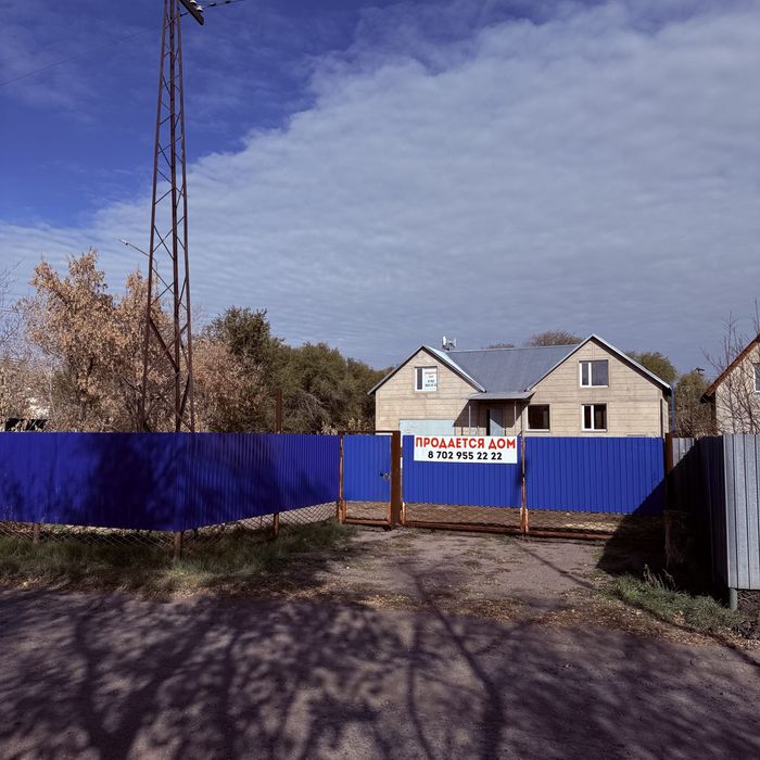 Продается Новый дом в п.Долинка