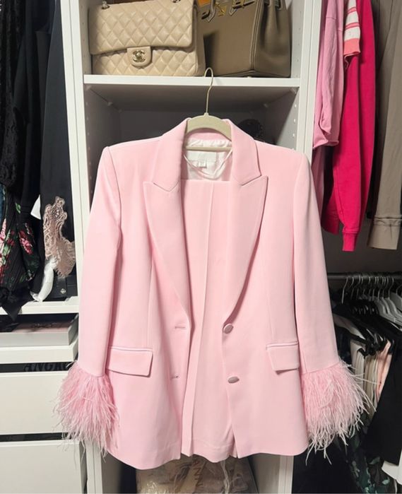 Дамски комплект с пера на Zara