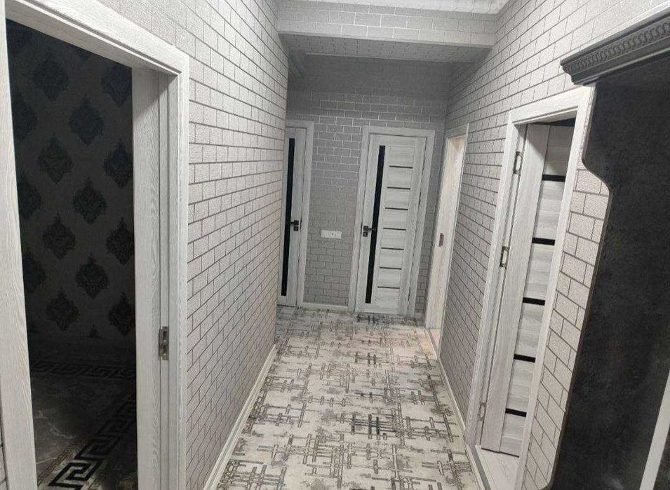 3 хоналик квартира 4 этаж, кирпичный дом, 5 микр, жомий, лагманный