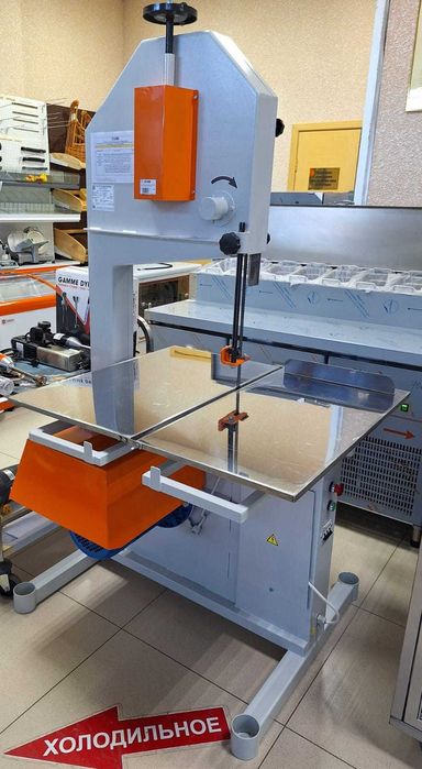 Российская ленточная пила для резки мяса и костей напольная