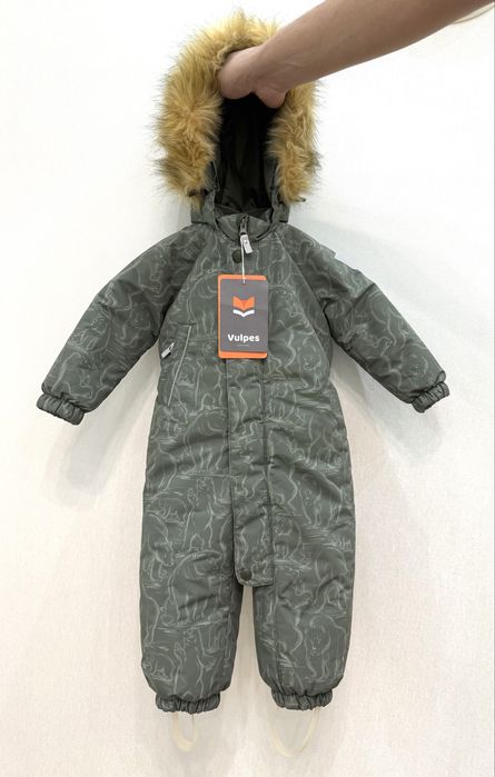 Комбинезон зимний. Новый.