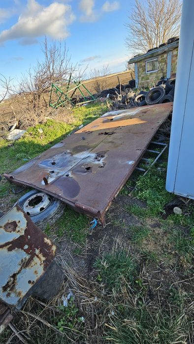 Самосвален кош .