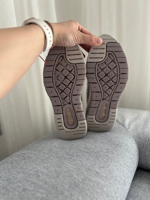 Nike w air max genom