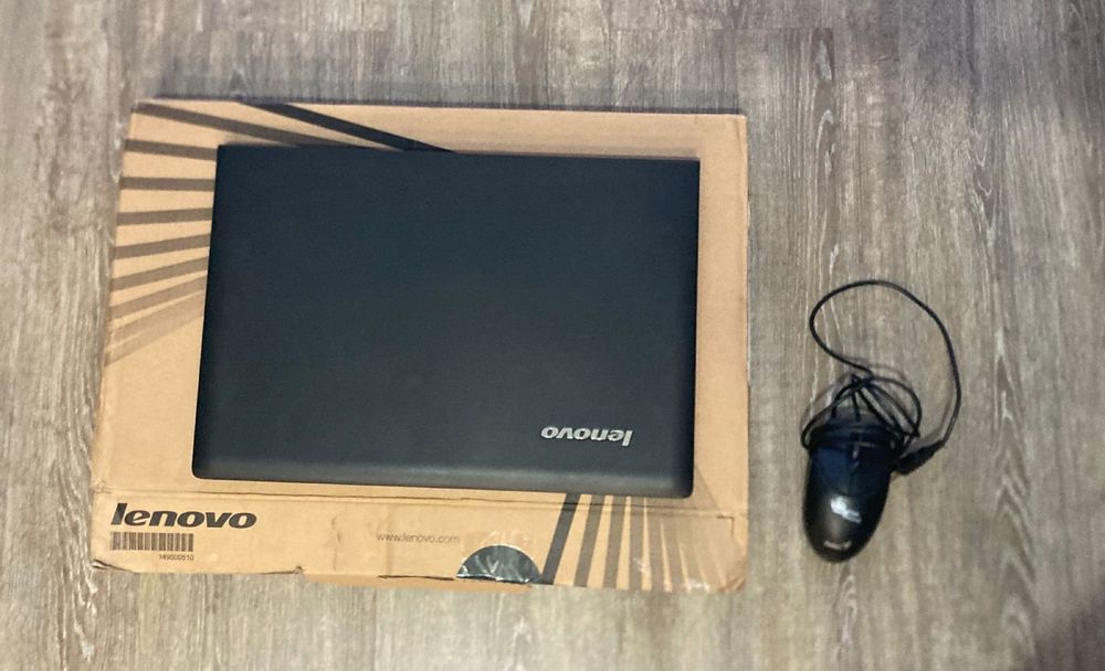 Ноутбук Lenovo