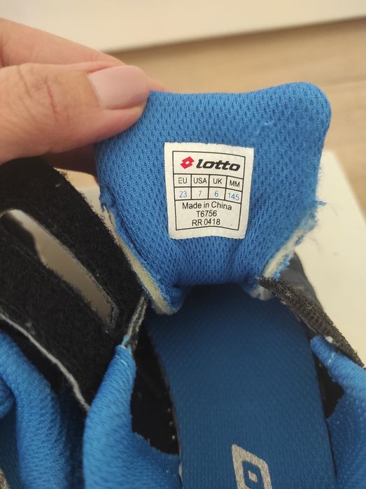 Маратонки Lotto за момче 23 номер
