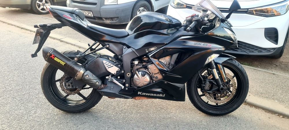 Kawasaki Zx -6R Ninja
