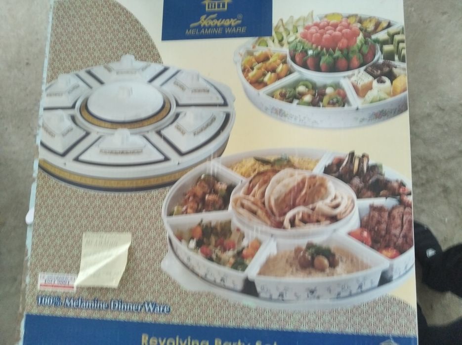 Продам посуду 25 предмет голд,холодильник