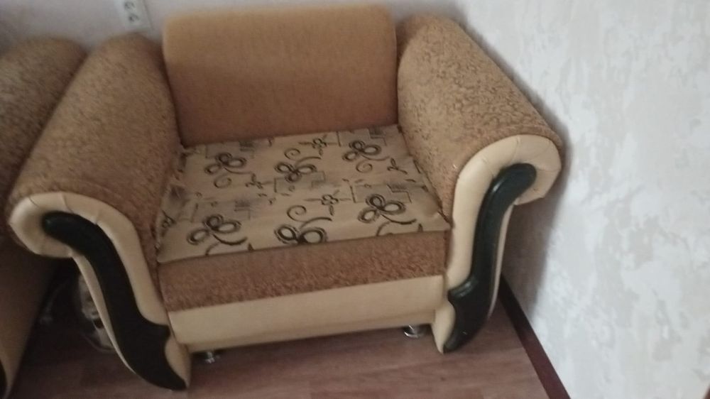 Продается диваны