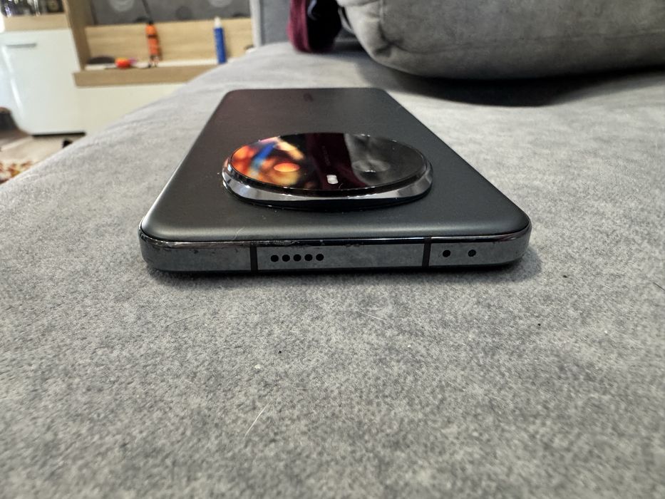 Honor  magic 7 black 12/256g