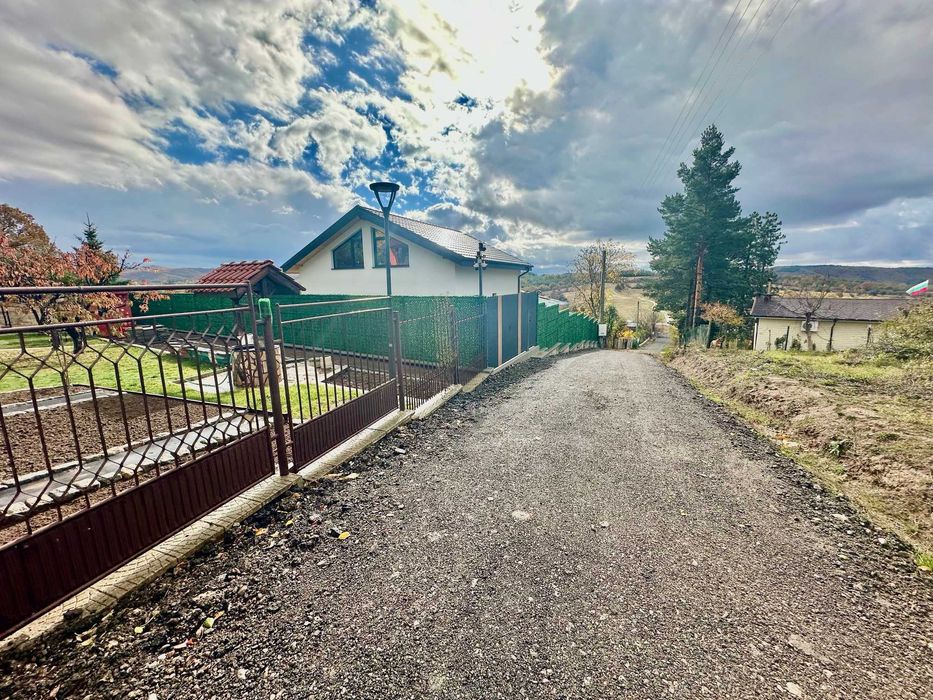 Парцел 500 кв.м в с. Дръмша, общ. Костинброд – до нови къщи!