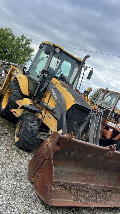 Axă pentru buldoexcavator Volvo BL 61