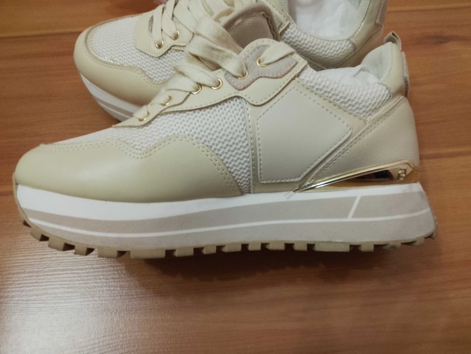 Спортни обувки Liu Jo / сникърси