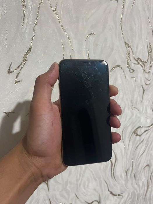 IPHONE 11 pro 64 Gb