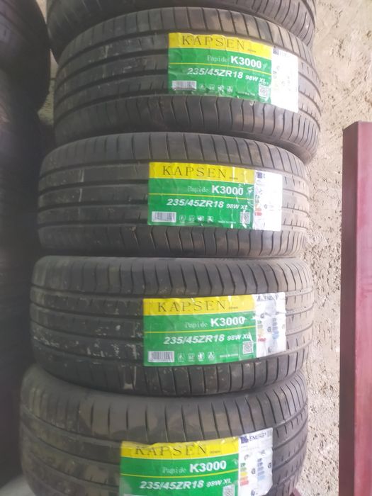 Шины летние 235/45-18