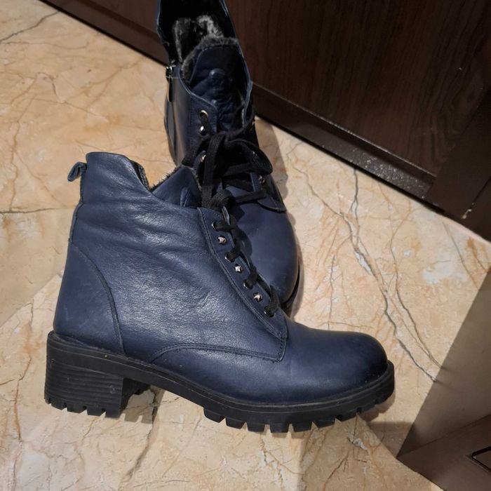 Боти 36номер естествена кожа тъмно синьо