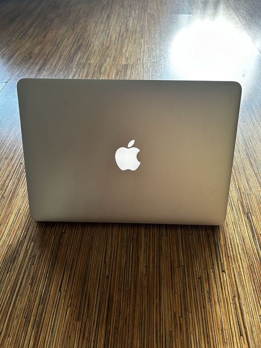 Macbook Pro 13inch 2012
