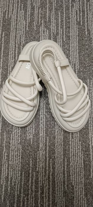 Продается босоножки женские размер 36;37;38;40