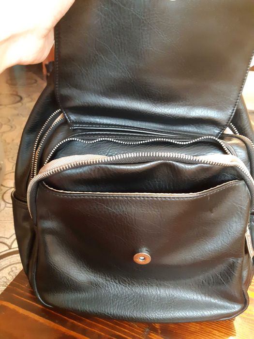 Rucsac dama nou piele ecologica de foarte buna calitate