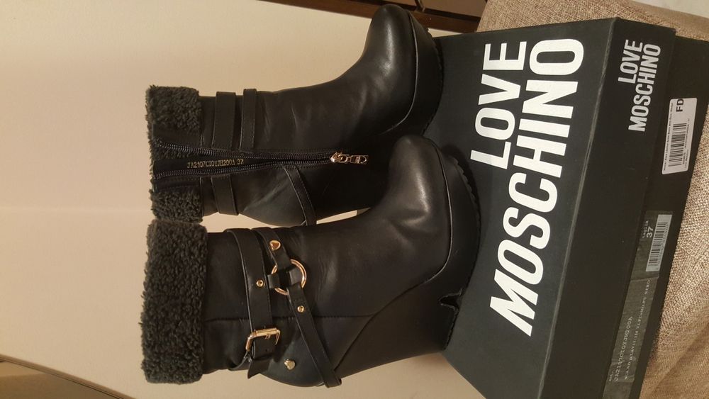 LOVE MOSCHINO Оригинални Дамски Боти N37 Кожени