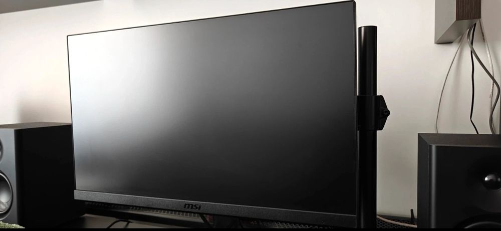 Monitor Gaming MSI Optix G241, 23.8", 144Hz, AMD FreeSync